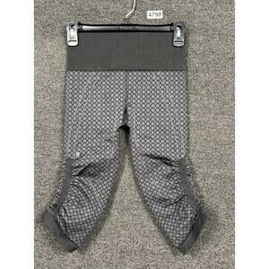 LuLuLemon Cropped Leggings Womens Size 4 Black Stretch Pull On Logo Cinched